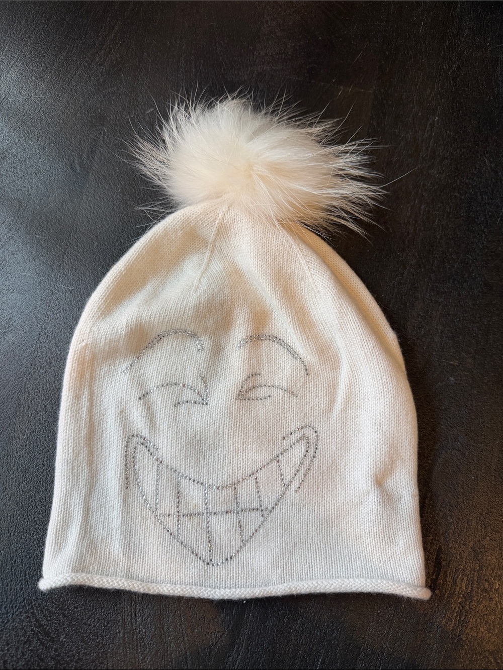 Adult women's Cream Pom-Pom Beanie with Smiley Face 100% cashmere